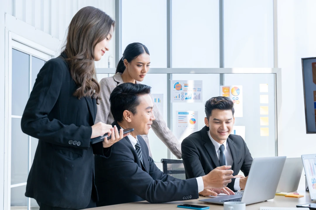 Person receiving keys